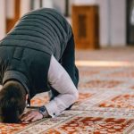 حكم الصلاة قبل الأذان