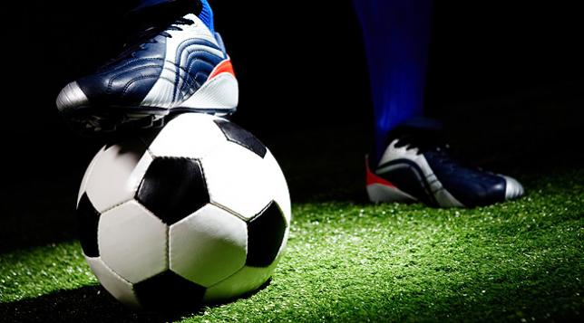 كيف تصبح لاعب كرة قدم